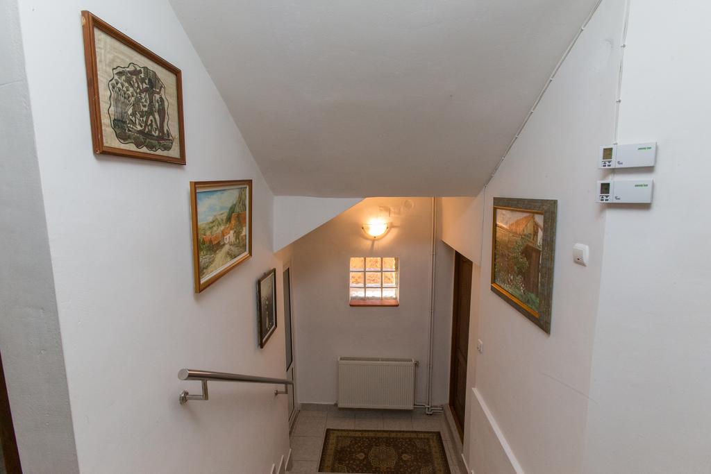Casa Tudor Turda Exterior photo